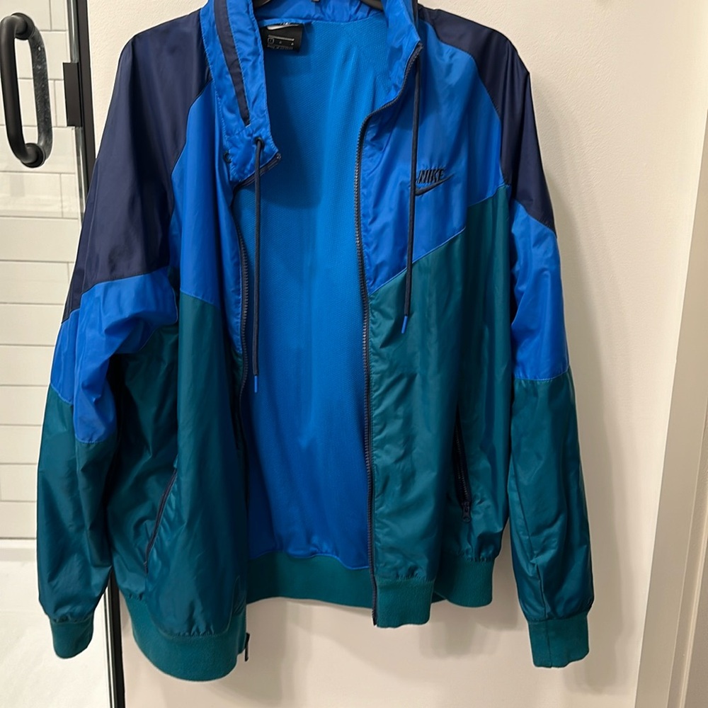 Nike Windrunner Windbreaker jacket
